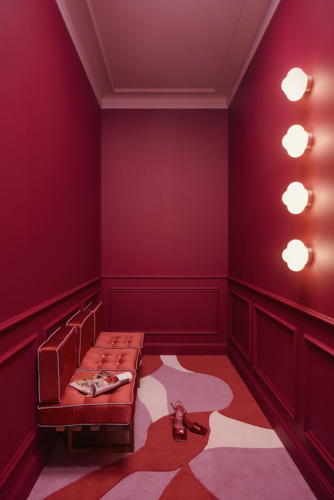 C342 Karnīze 200 x 19 x 14 cm