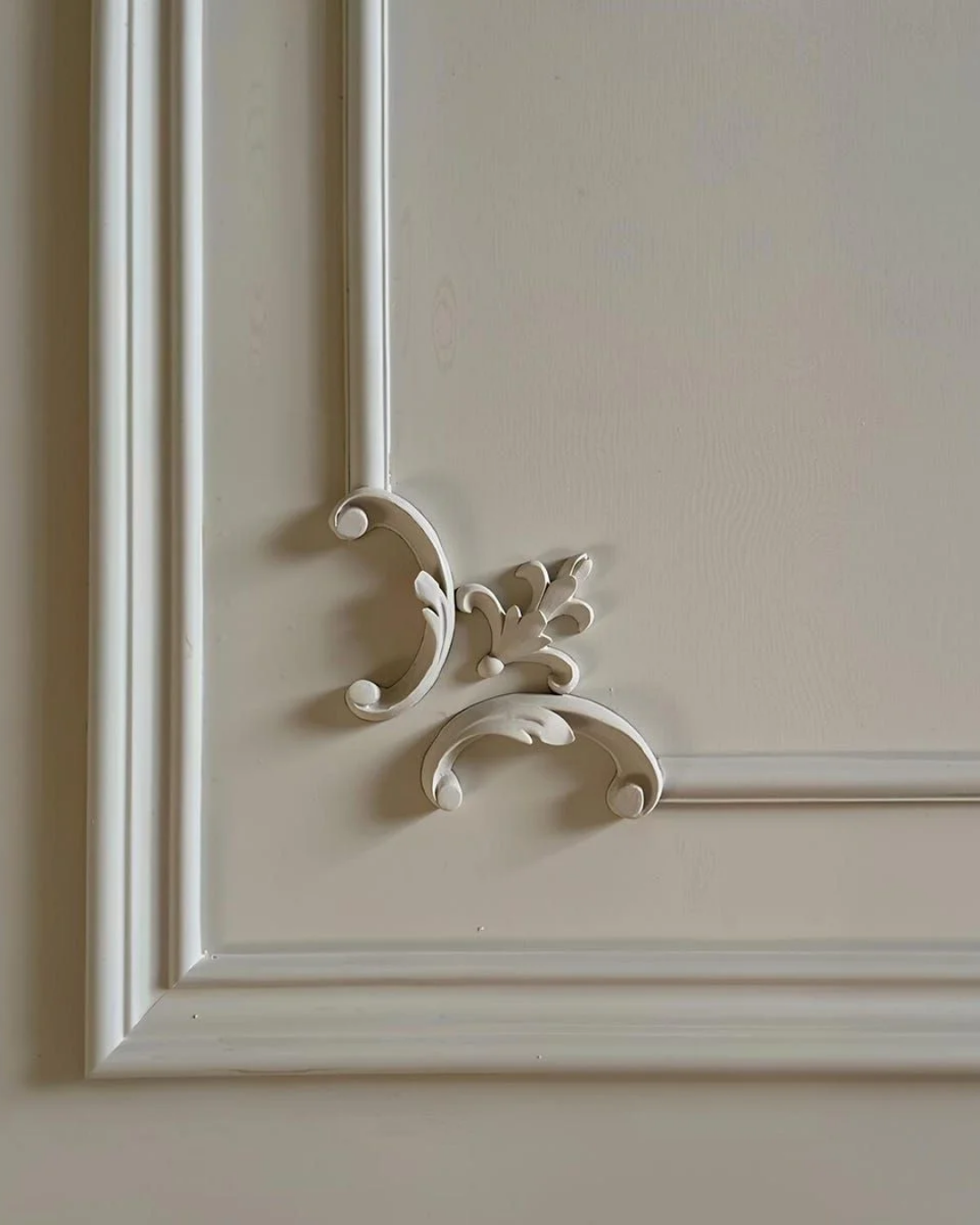 CLFS-7196 Griestu un sienu dekors 12,9 x 8,2 x 2,0 cm